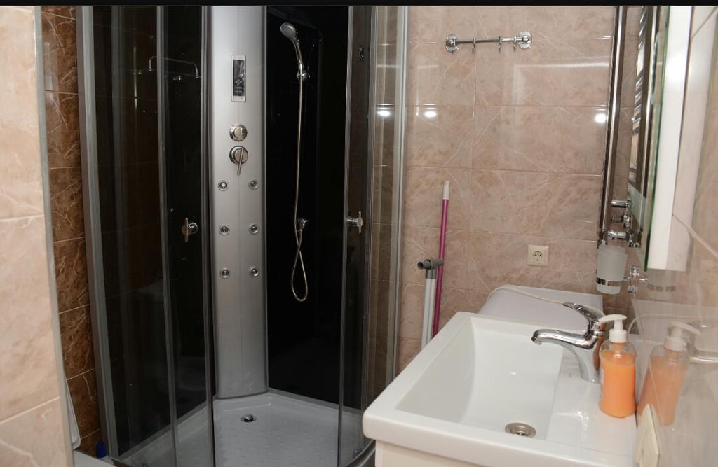 G.M.M Apartaments Batumi Kültér fotó