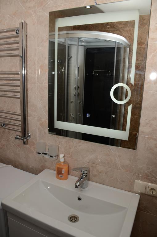 G.M.M Apartaments Batumi Kültér fotó